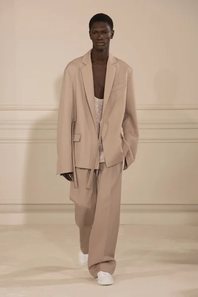 Look 33